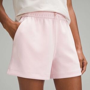 Lululemon Softstreme High-Rise Short 4" in Flush Pink - 8